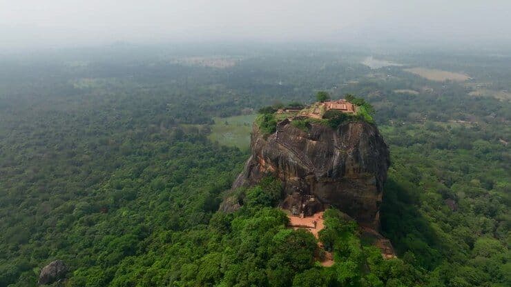 Sigiriya: The Majestic Ancient Lion Rock Fortress