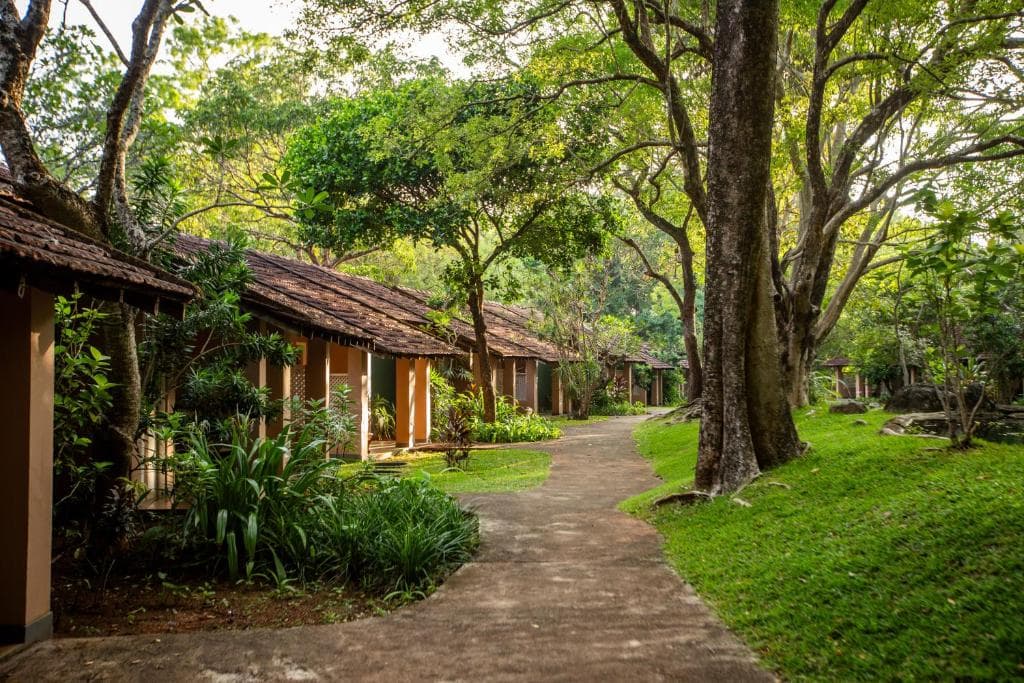 Sigiriya Village Hotel